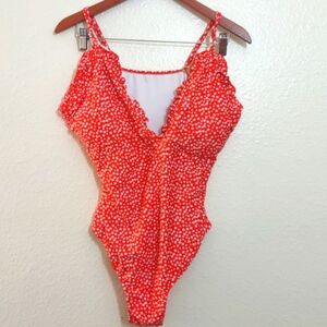 SLIGHTLY USED 3XL ONE PIECE RED AND WHITE SWIMSUIT PADDING ON CUPS SUPER CUTE